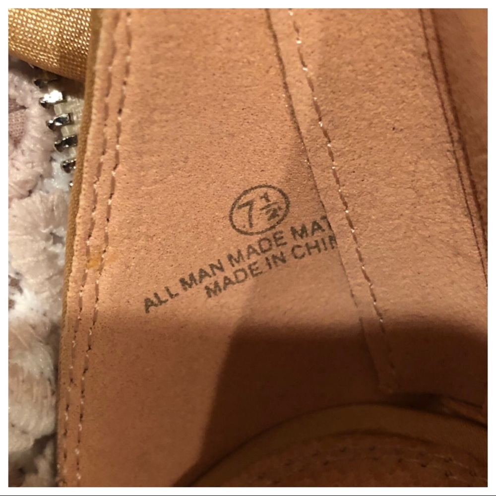 BOW SIDE ZIPPER BACK STILETTOS - Picture 6 of 6